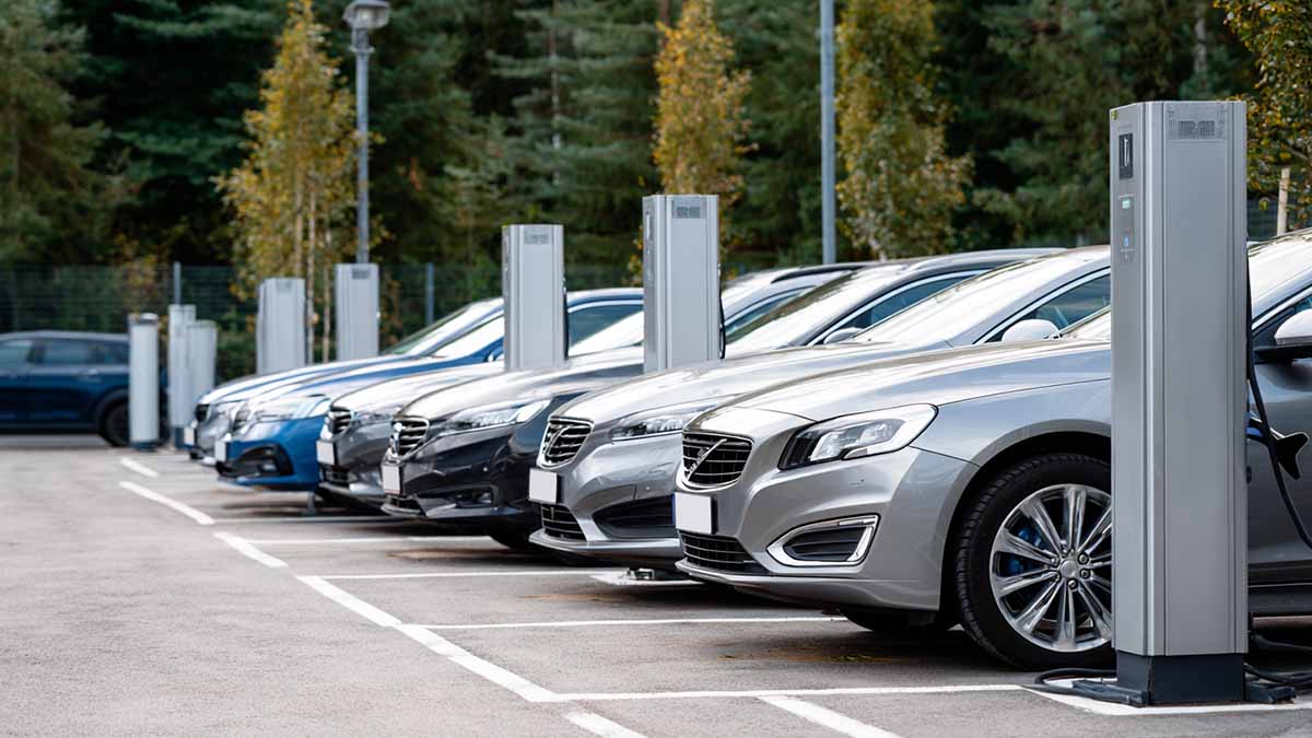 O que é EVSE? Um guia completo sobre equipamentos de fornecimento de energia para veículos elétricos e como eles funcionam.